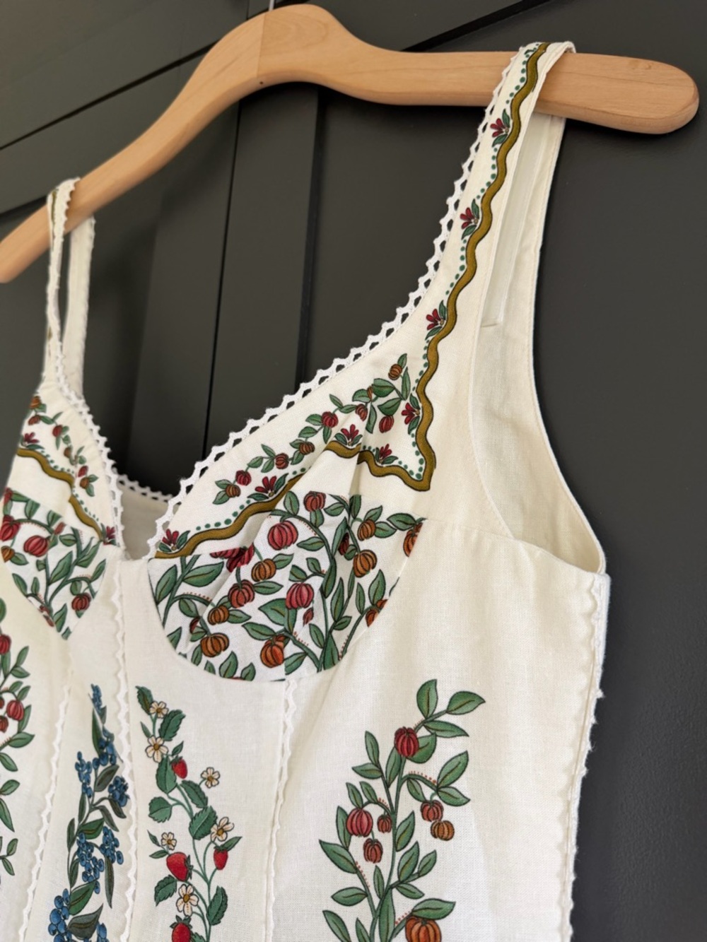 FARM Rio Fruity Beauty Linen Blend Maxi Dress | S - Picture 7 of 15